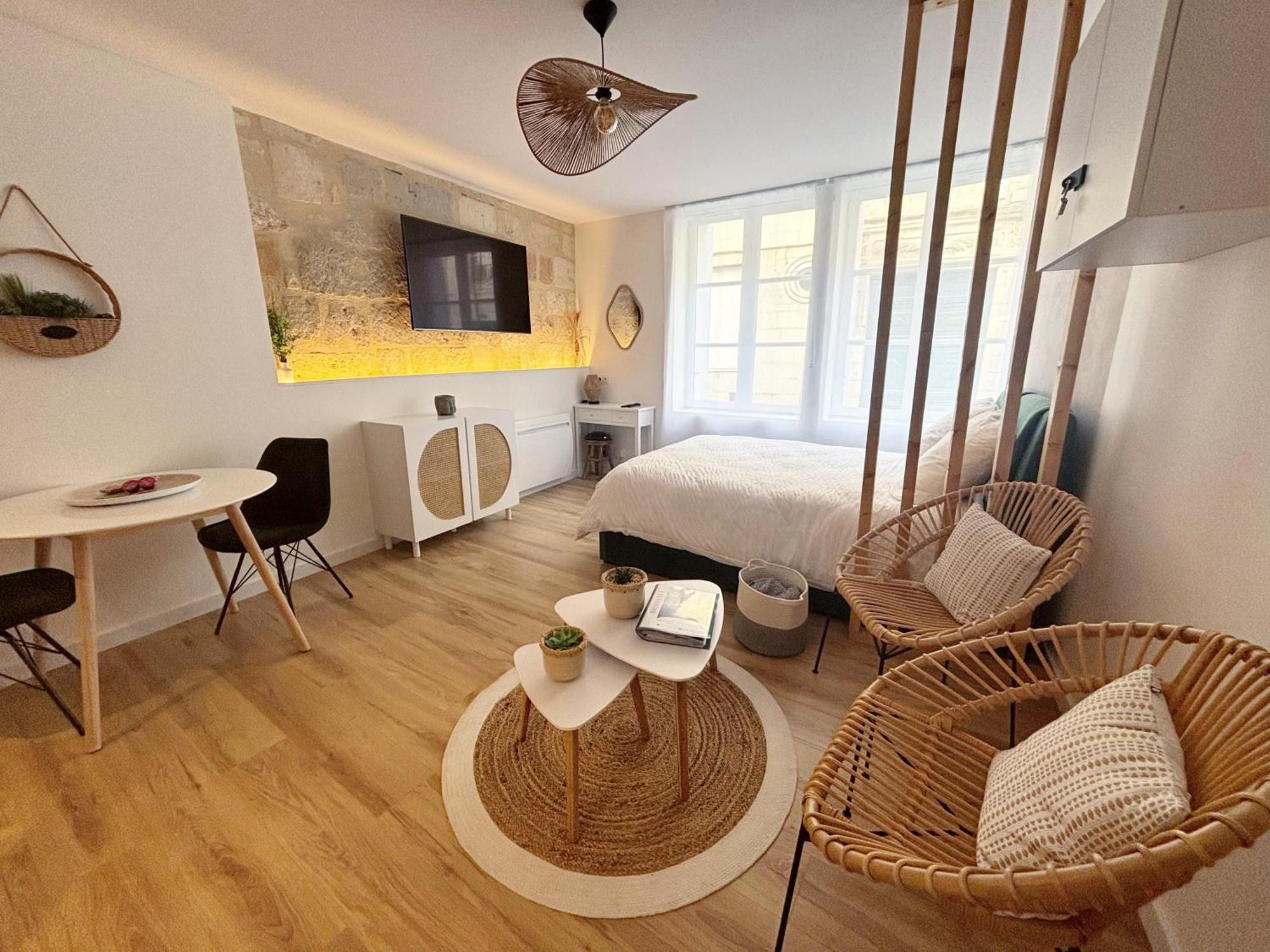 La Loge Saumuroise - Centre-ville & Local Velo Apartment